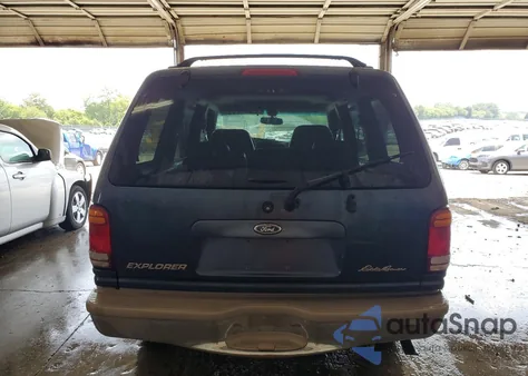 1998 Ford Explorer из США, поврежденный, VIN 1FMZU34E8WUA62410